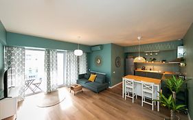 Blue Shadow - Moxa Home - New Building