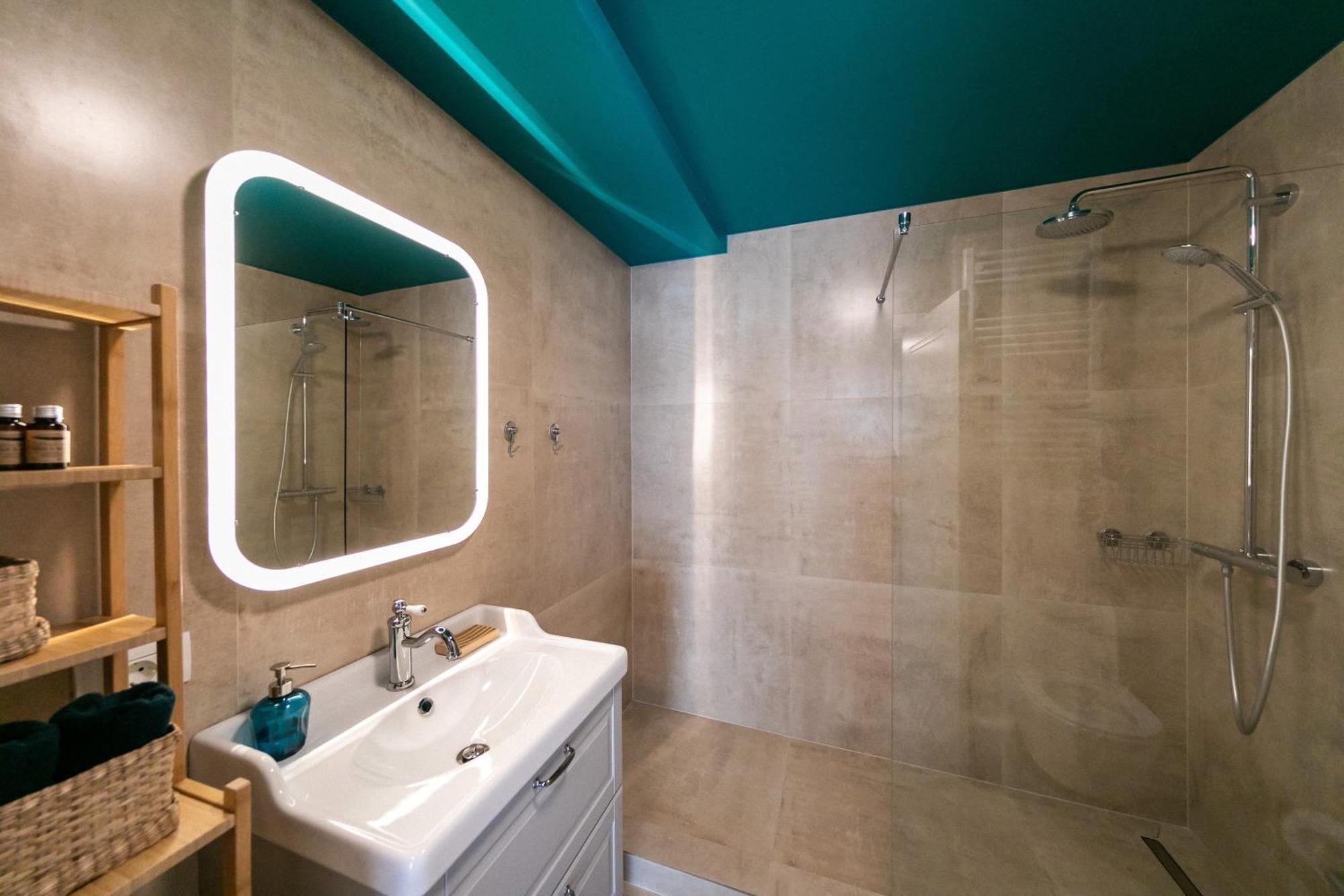 Blue Shadow - Moxa Home - New Building Bucureşti Exterior foto